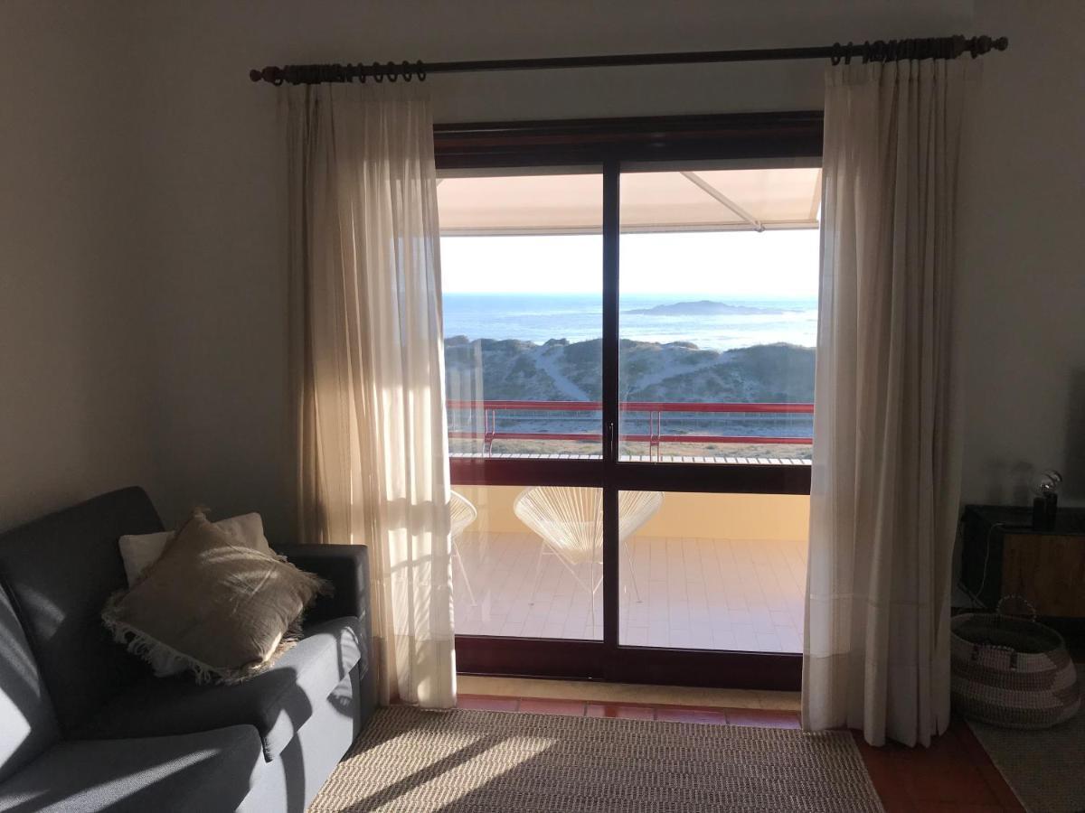 Beachfront Apartment With Swimming Pool Mindelo Exterior foto
